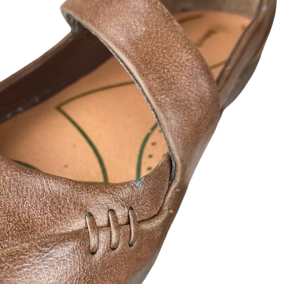 Baretraps Landon Mary Jane Ballet Brown Strap Comfort Flats Women’s - Picture 6 of 11